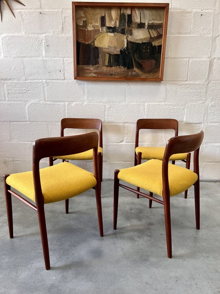 Four mid century danish model 75 upholstered dining chairs by niels otto møller for jl møllers møbelfabrik – A rare vintage treasure