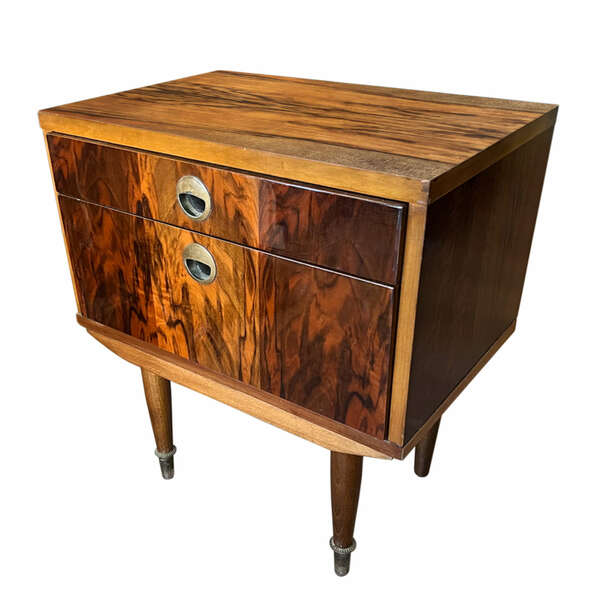 Pair of italian midcentury nightstands – A rare vintage treasure
