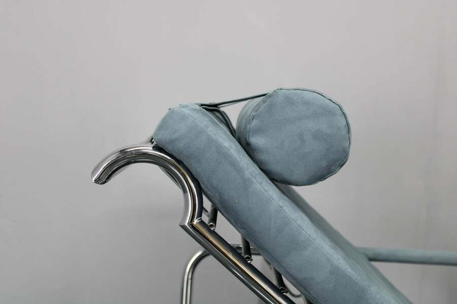 1980s zanotta "genni" adjustable lounge chair, italy – A rare vintage treasure