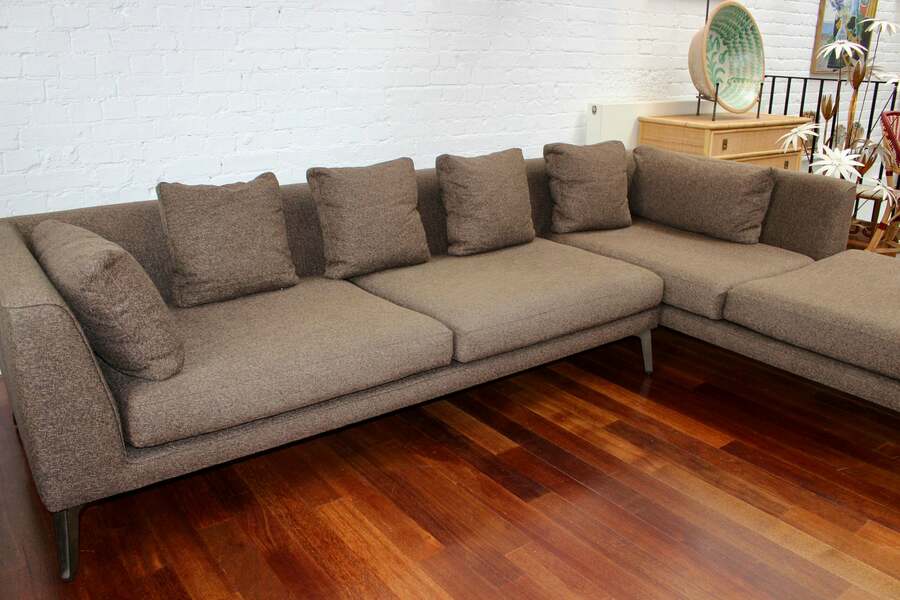 Mcqueen sofa with corner group by matthew hilton for de la espada (2014) – A rare vintage treasure