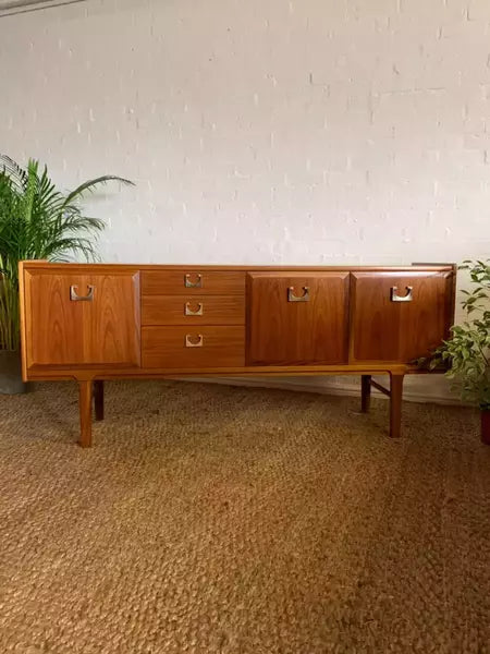 Retro/vintage mid century teak sideboard – A rare vintage treasure