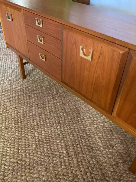 Retro/vintage mid century teak sideboard – A rare vintage treasure