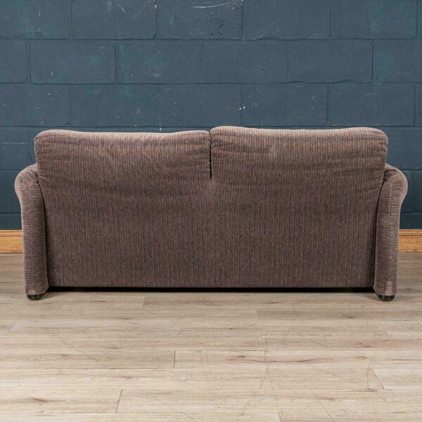 20th century maralunga sofa in original velvet fabric by vico magistretti – A rare vintage treasure